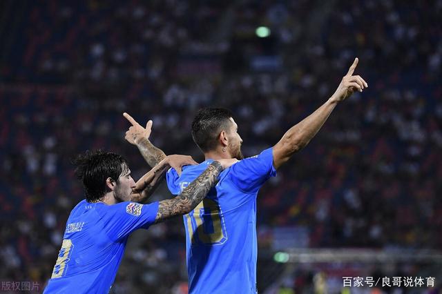 关于首轮战报：双方势均力敌，偶发失误的信息