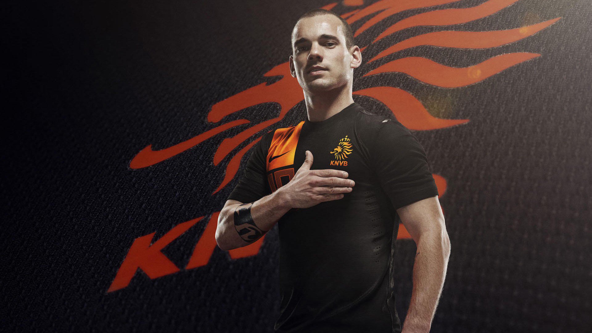 莱万多夫斯基重要时刻重要助攻，独行侠带队取胜！观众掌声雷动